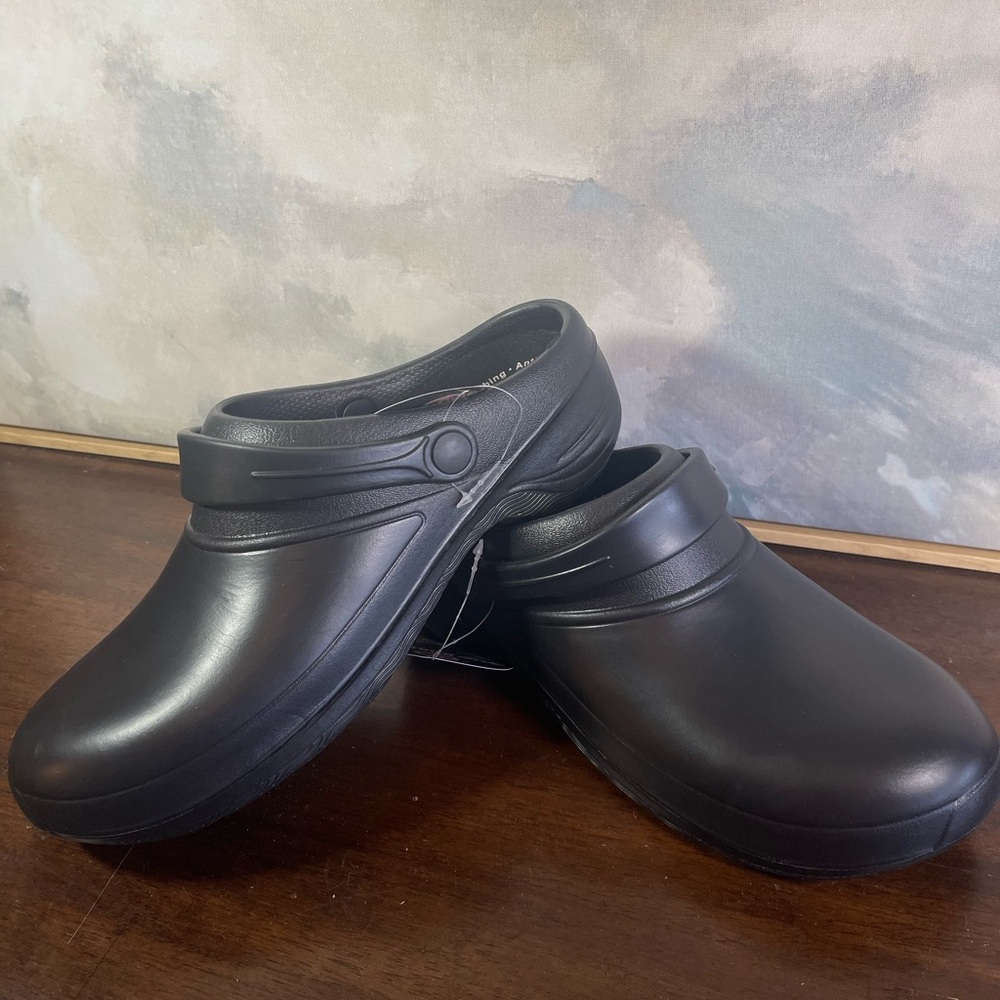 Easy Works Slip Resistant Clogs Women’s 10